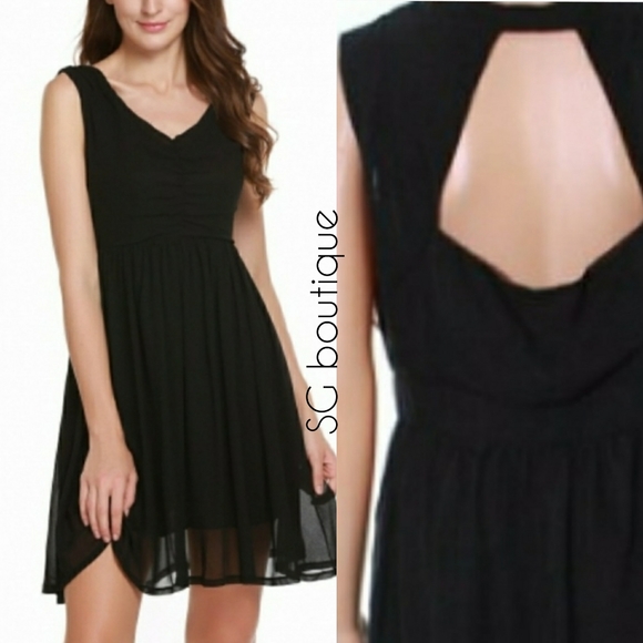 🆕⭐Black chiffon dress fully lined - Picture 2 of 7